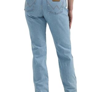 Wrangler Light Blue Straight-Leg Women’s Jeans